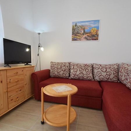 קרק Apartments Buturajac מראה חיצוני תמונה