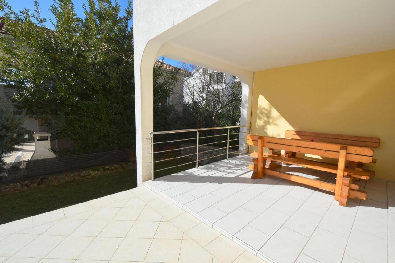 קרק Apartments Buturajac מראה חיצוני תמונה