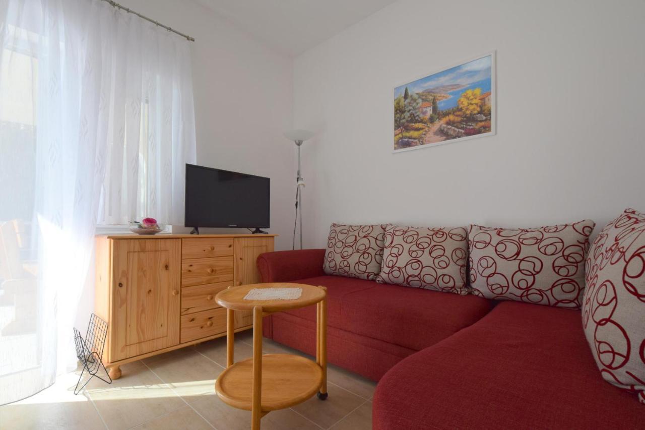 קרק Apartments Buturajac מראה חיצוני תמונה